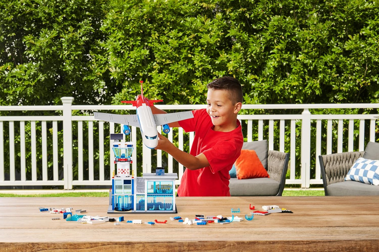 ZURU Max Adventure Airport Playset Series 1 (793 pieces)- Building Bricks-83167