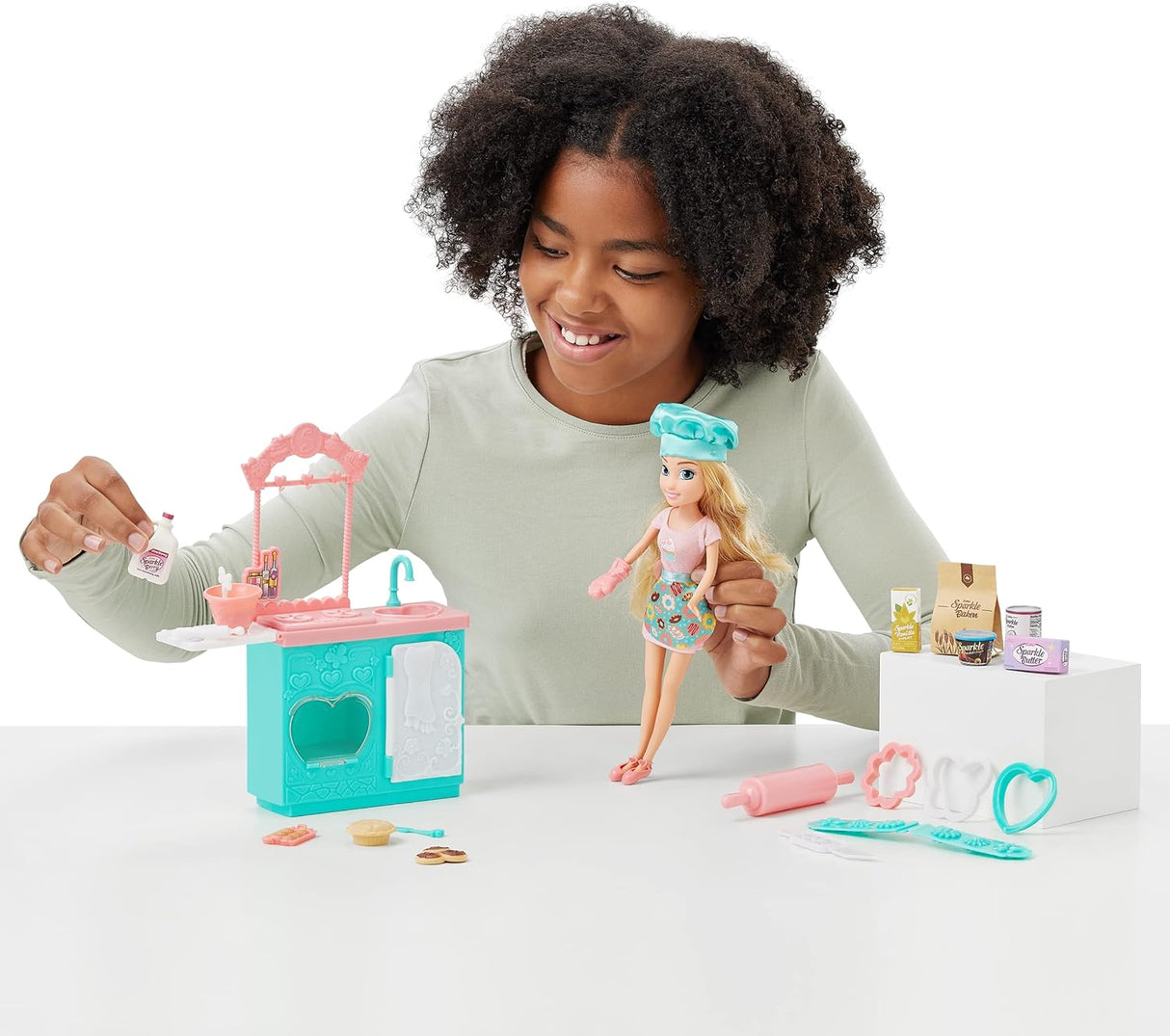 ZURU 10.5" DOLL & BAKING PLAYSET 100183